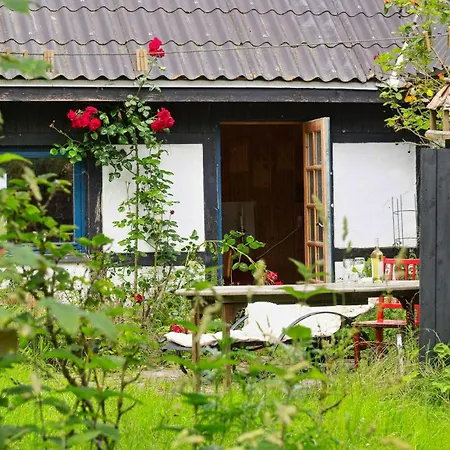 Private Retreat Near Kragenaes With Field Views 펜션 Vesterborg